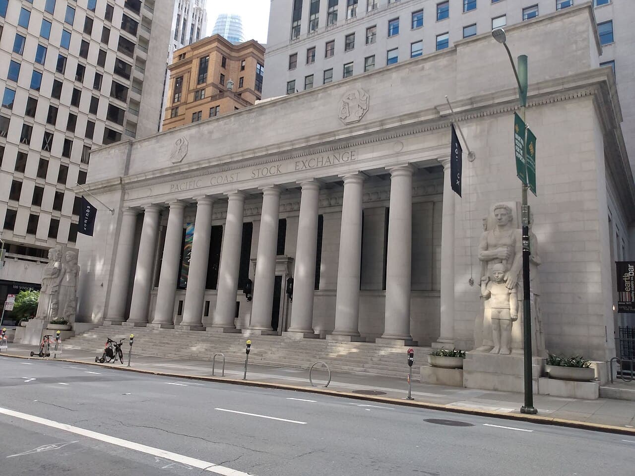 The columned facade of the former Pacific Coast Stock Exchange building at 301 Pine Street, San Francisco, 2021.